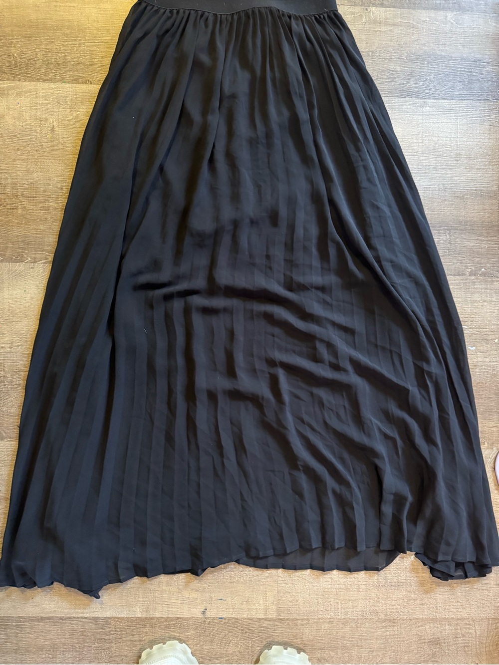 Philosophy Republic Clothing Black Pleated Maxi Skirt β XS